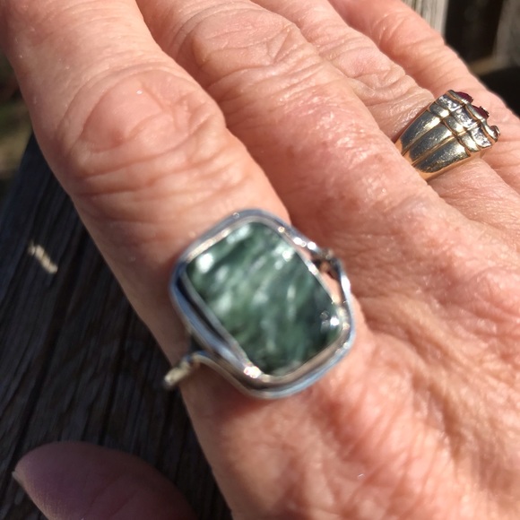 Jewelry - Green Seraphinite and Sterling Silver Ring, NWT 10